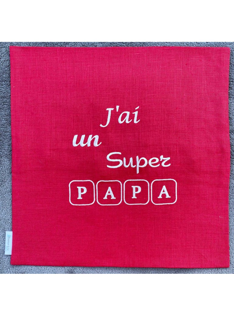 broderiesetco broderie Coussin Super papa - Bordeaux blanc 03