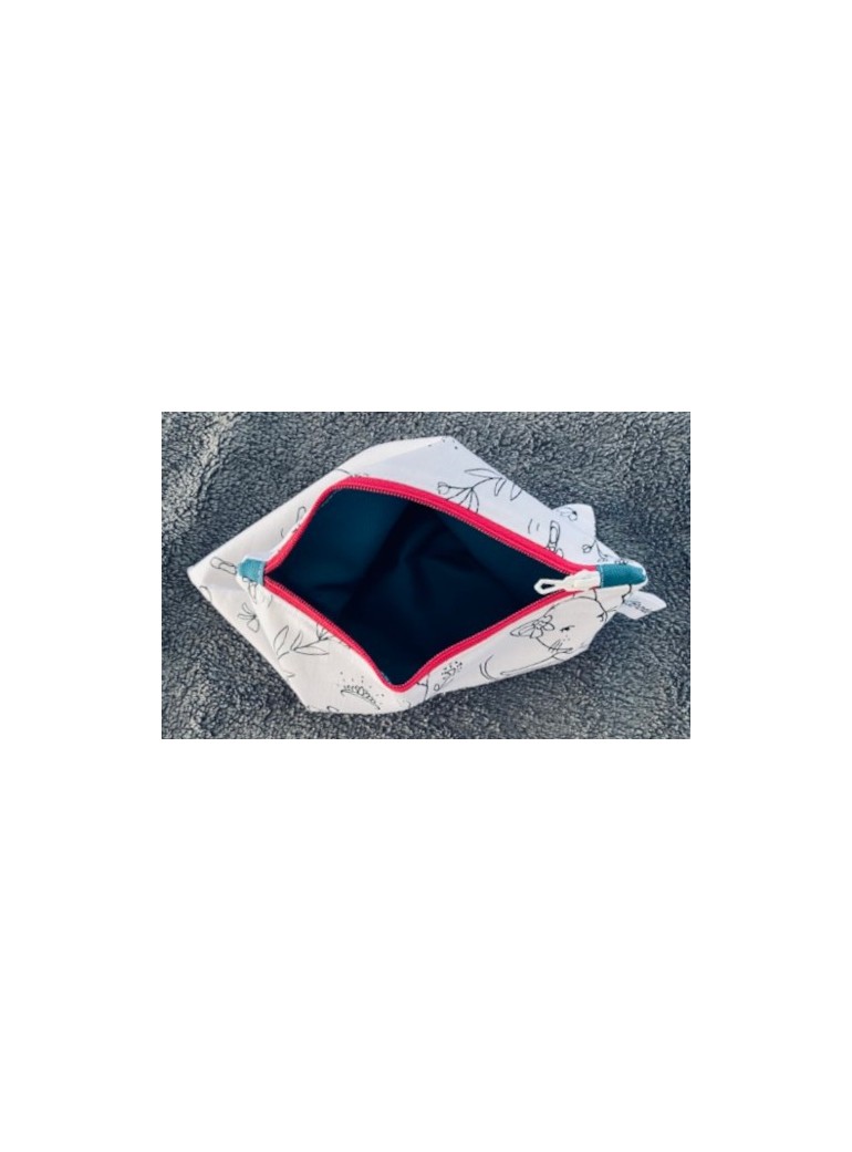 broderiesetco broderie Trousse à colorier Souricette pétrole 03